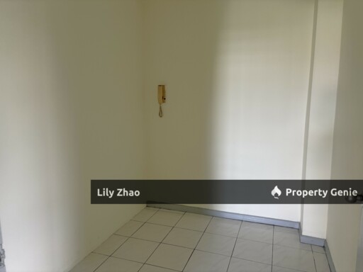 Api Api Apartment Corner Lot with Highway Access for Sale | Next To Public Bank, Kota Kinabalu City