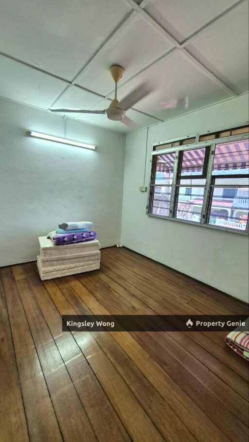 Taman Kledang Menglembu Double Storey Terrace House Good Condition Near First Garden Silibin