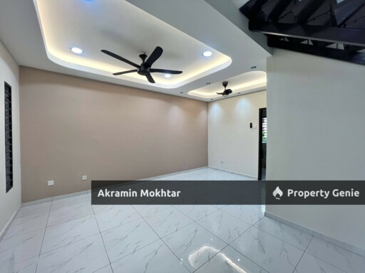 Freehold & Refurbished | 2 Storey Kemboja 4B Bukit Sentosa
