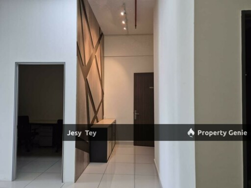 Austin 18 Office For Rent