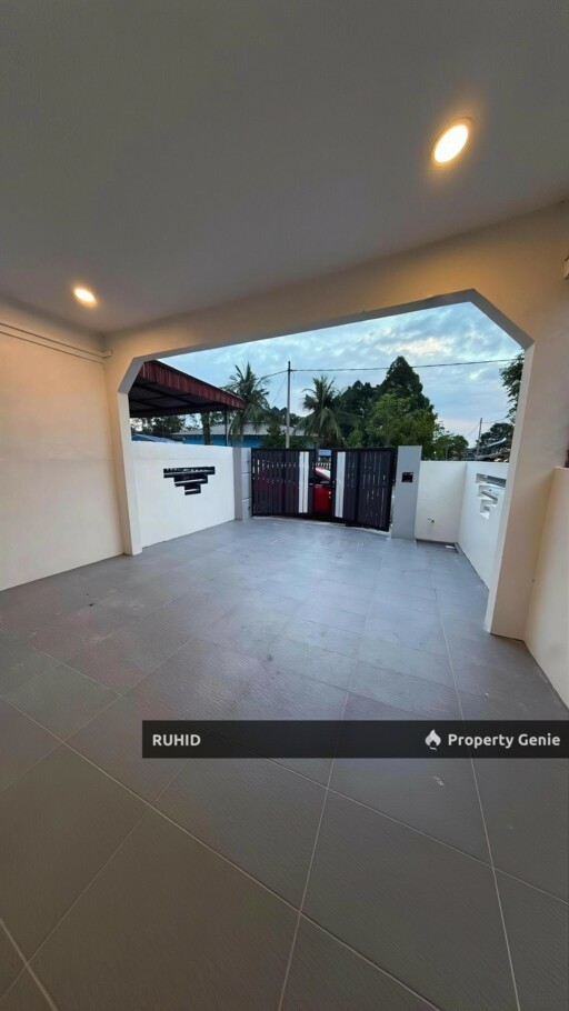 Renovated Freehold End Lot Double Storey Terrace House Taman Sri Muhibbah Kulai | 4 Bedroom