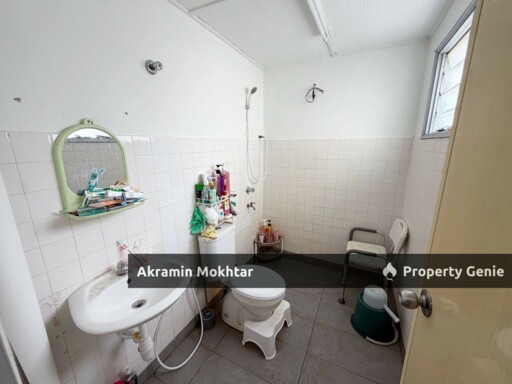 FREEHOLD | DOUBLE STOREY TERRACE HOUSE  TAMAN KELAB UKAY,  BUKIT ANTARABANGSA AMPANG JAYA SELANGOR