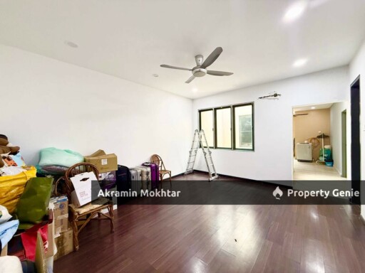 Freehold & Fully Renovated | 3 Storey Semi-D Taman Saujana Suria Kajang
