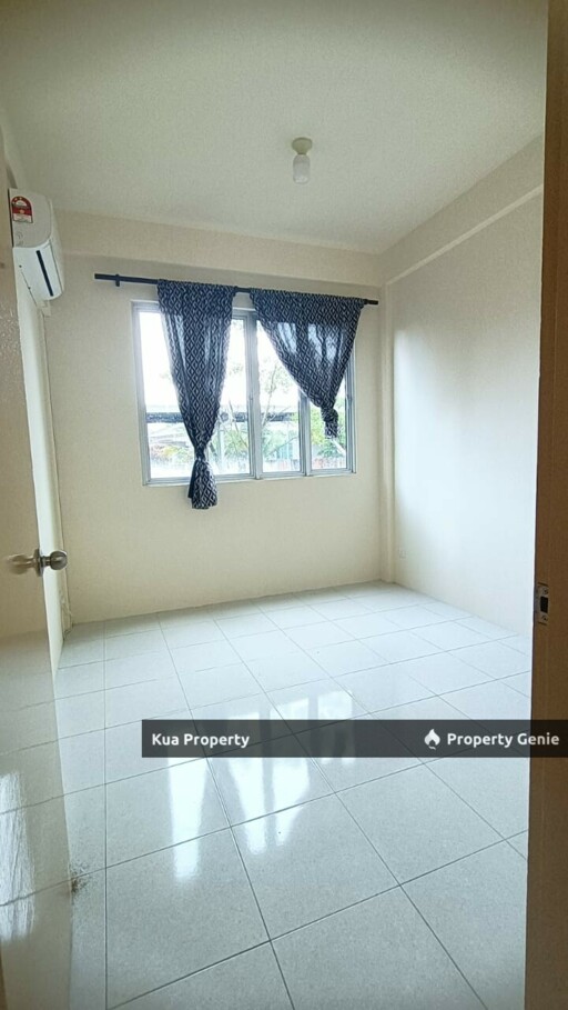 Stutong Heights Apartments 3 For Sale / For Rent  Located at Jalan Stampin Baru