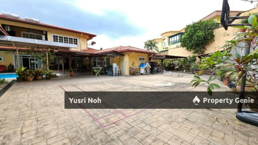 Freehold Double Storey Bungalow With Huge Land @ Bukit Gasing, Petaling Jaya