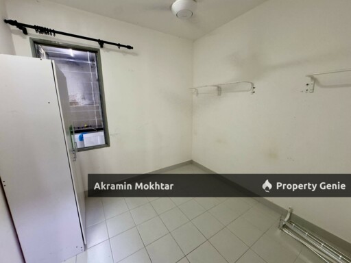 FREEHOLD, LOW LEVEL, RENOVATED & 2 PARKING | PANGSAPURI GAPURA BAYU JADE HILLS, KAJANG