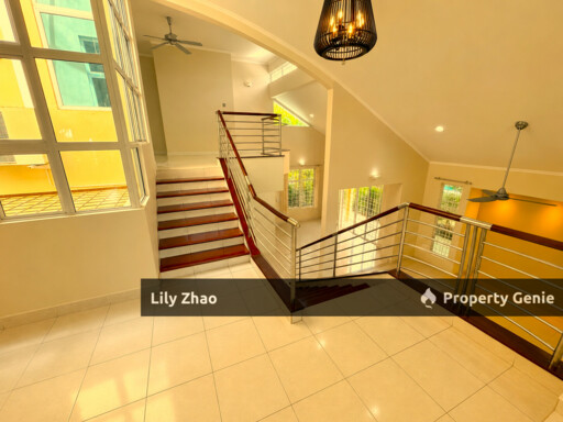 Bungalow on the Hill for Rent, 5Bed 4Bath, Fully Furnished, 6 Car Park, Mount Kinabalu View📍Jalan Lintas Highway, Kota Kinabalu City.