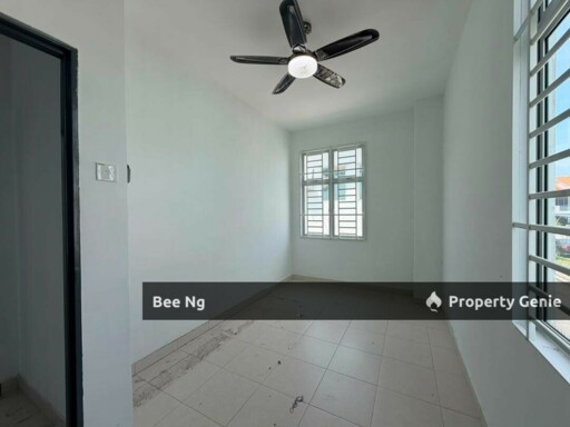 Cassia @ Pulai Mutiara 2.5 Storey Terrace End Lot With Land