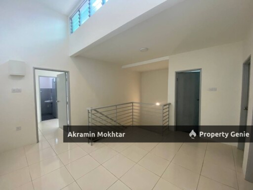 Double Storey Putra Heights,  Kampung Bukit Lanchong, Subang Jaya
