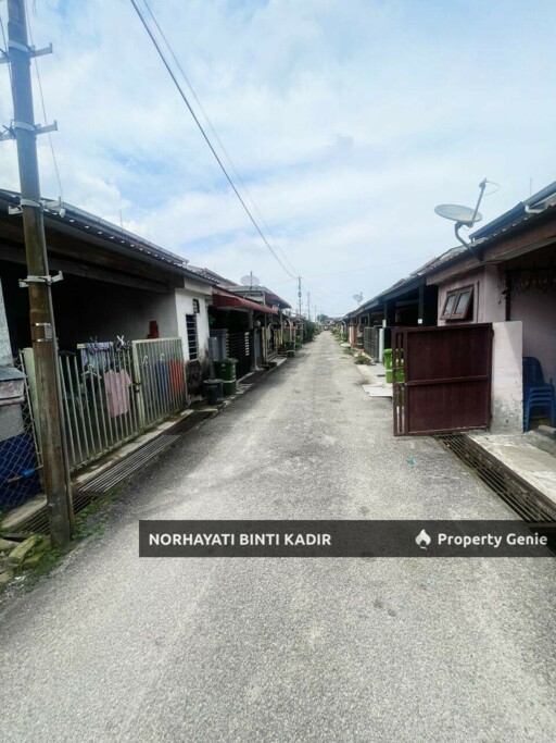 RUMAH TERES LOW COST 2 TINGKAT, CENDERAWASIH KUANTAN