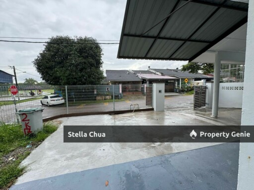 Single Storey House Corner Lot 🧡BIG Land 📍Jalan Keris Ulu Tiram