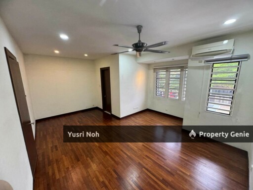 DOUBLE STOREY HOUSE  CANTING ALAM IMPIAN SEKSYEN 35 SHAH ALAM