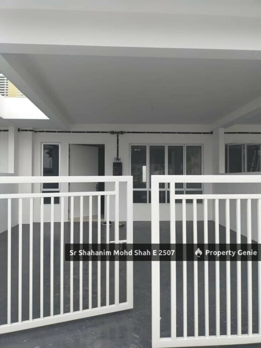 DOUBLE STOREY FOR SALE - LAMAN SENDAYAN, DELIA, BANDAR SRI SENDAYAN, NEGERI SEMBILAN