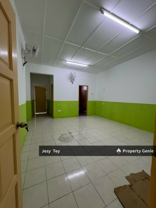 Desa Cemerlang (2 Storey Terrace House For Sale)