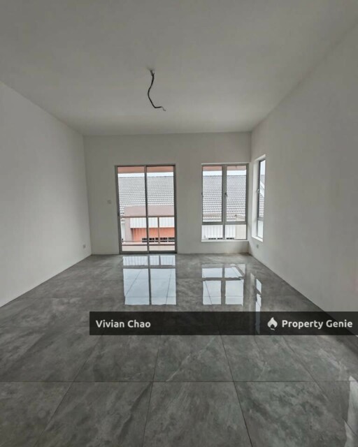 Guarded New 1.5 Storey SemiD@Klebang/Meru