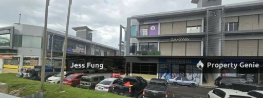 88 Market 2nd floor corner lot office for RENT