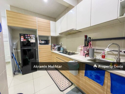 RENOVATED UNIT & 2 PARKING | V Residensi 2, Seksyen 22, Shah Alam