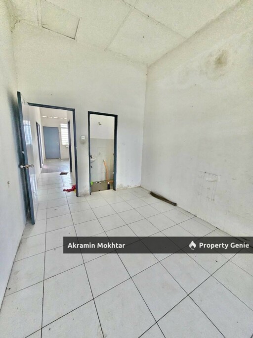 FREEHOLD & ENDLOT - Open Facing Single Storey house Jalan Bahtera,Telok Panglima Garang