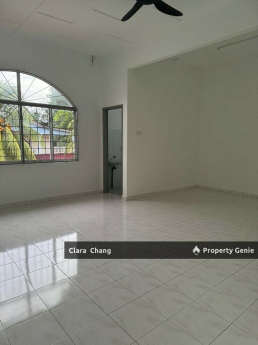 Taman Sri Kluang Double Storey Terrace House for Rent