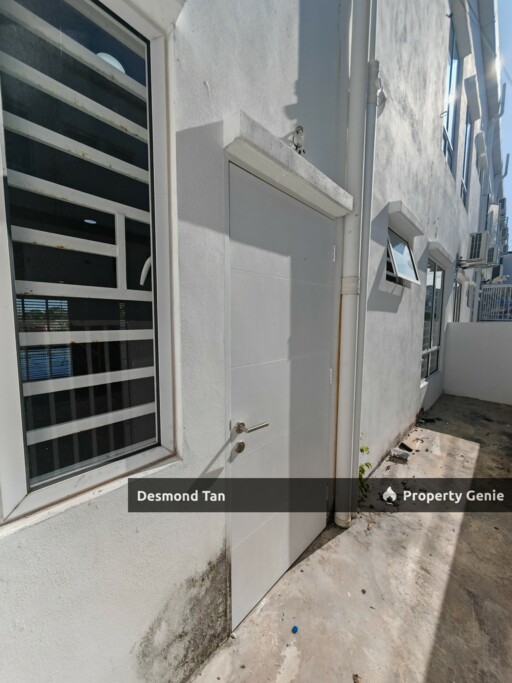 Suriaman 2 Double Storey Intermediate FOR RENT (Facing No House)