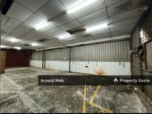 1.5 Storey Semi-Detached Factory @ Desa Cemerlang for Sale