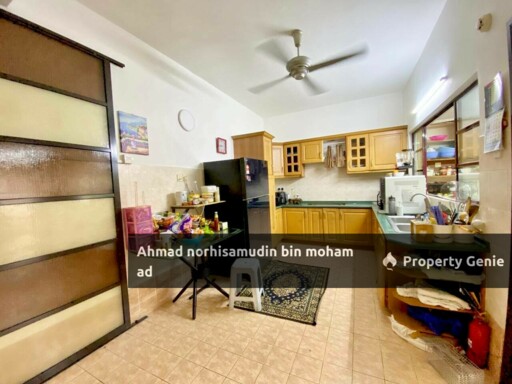 FREEHOLD Corner Lot, Teres 2 Tingkat, Jalan Adang Bukit Jelutong Shah Alam