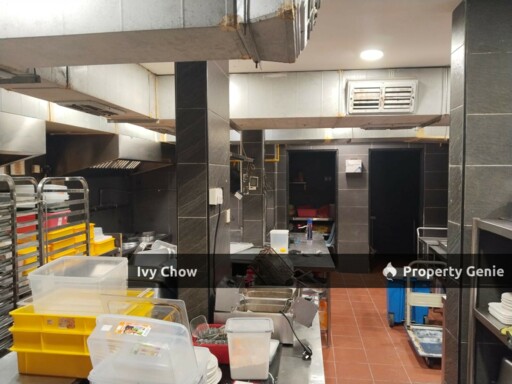 3 Storey Ground Floor for Rent