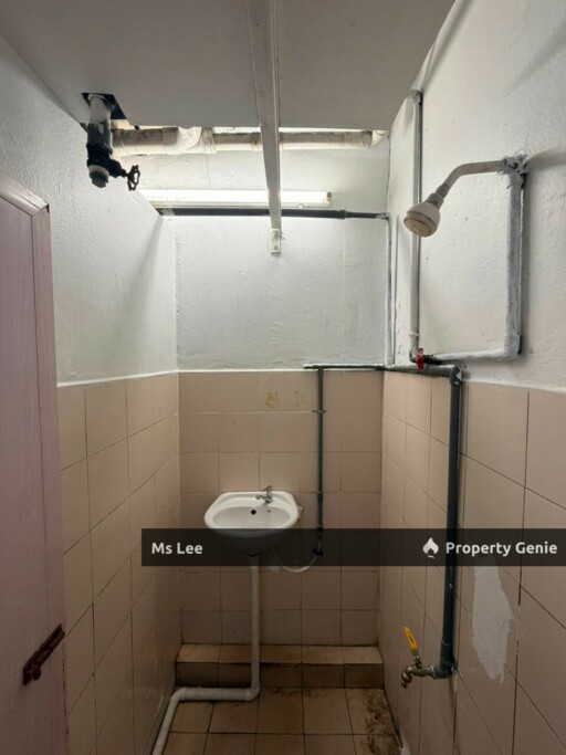 Pangsapuri Bandar Bukit Tinggi 2-Klang-Blok D Ground floor-Ready Now