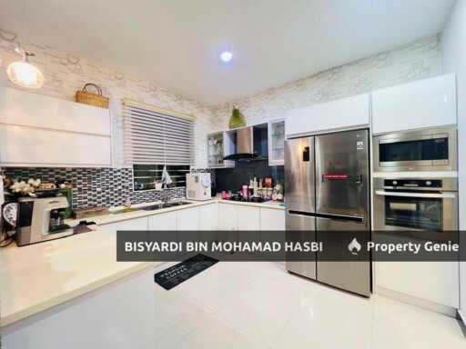 FULLY RENOVATED 2.5 STOREY SEMI DETACHED, PUNCAK BANGI SEKSYEN 6, BANDAR BARU BANGI.