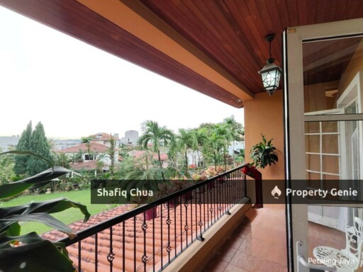 Freehold Bungalow with Huge Land Bukit Gasing, Petaling Jaya For Sale