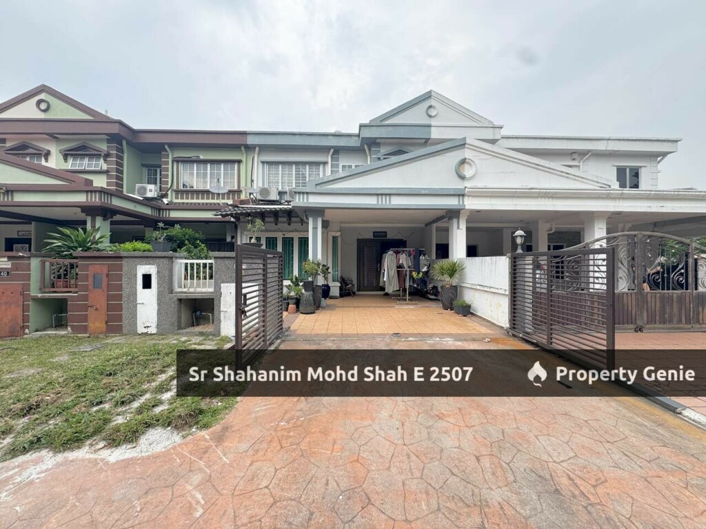 Double Storey Terrace Intermediate Bukit Bandaraya U11,Shah Alam