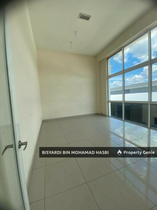 2 UNIT SIDE BY SIDE, WAREHOUSE RCI PARK RAWANG CORPORATE INDUSTRIAL PARK, RAWANG .