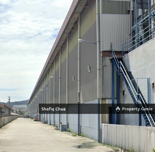 Warehouse Bandar Puteri, Jalan Perindustrian Puchong, Purchong For Rent