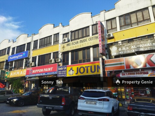 3 sty Shop at Taman Damai Utama