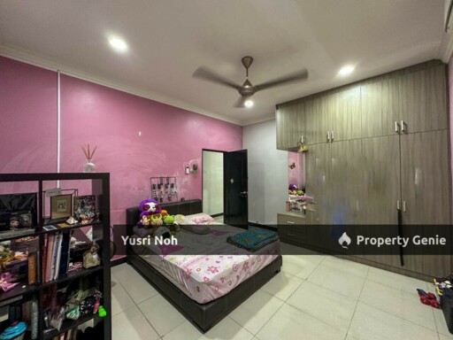 HUGE LAND 2.5 Storey Bungalow Putra Hill Residency Bandar Seri Putra Bangi