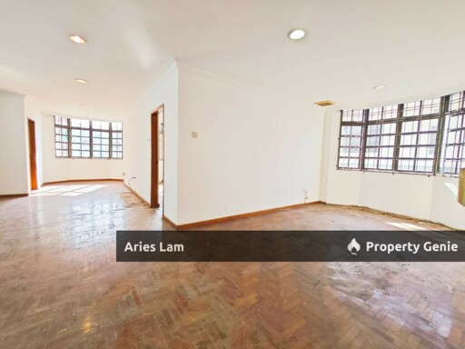 Bungalow House @ Taman Majidee /Near to JB Town