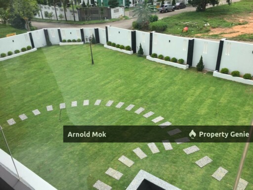Bungalow House at Bandar Seri Alam (The Country Residency)