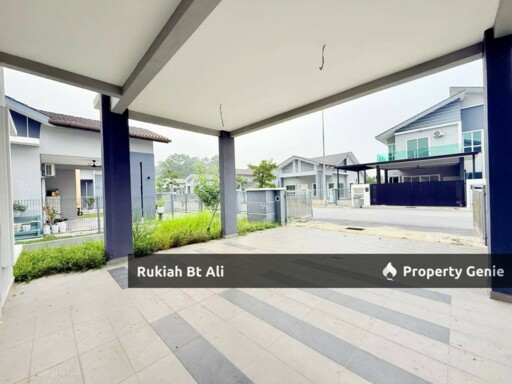 2-Storey Bungalow in Seremban Close to Educational Amenities