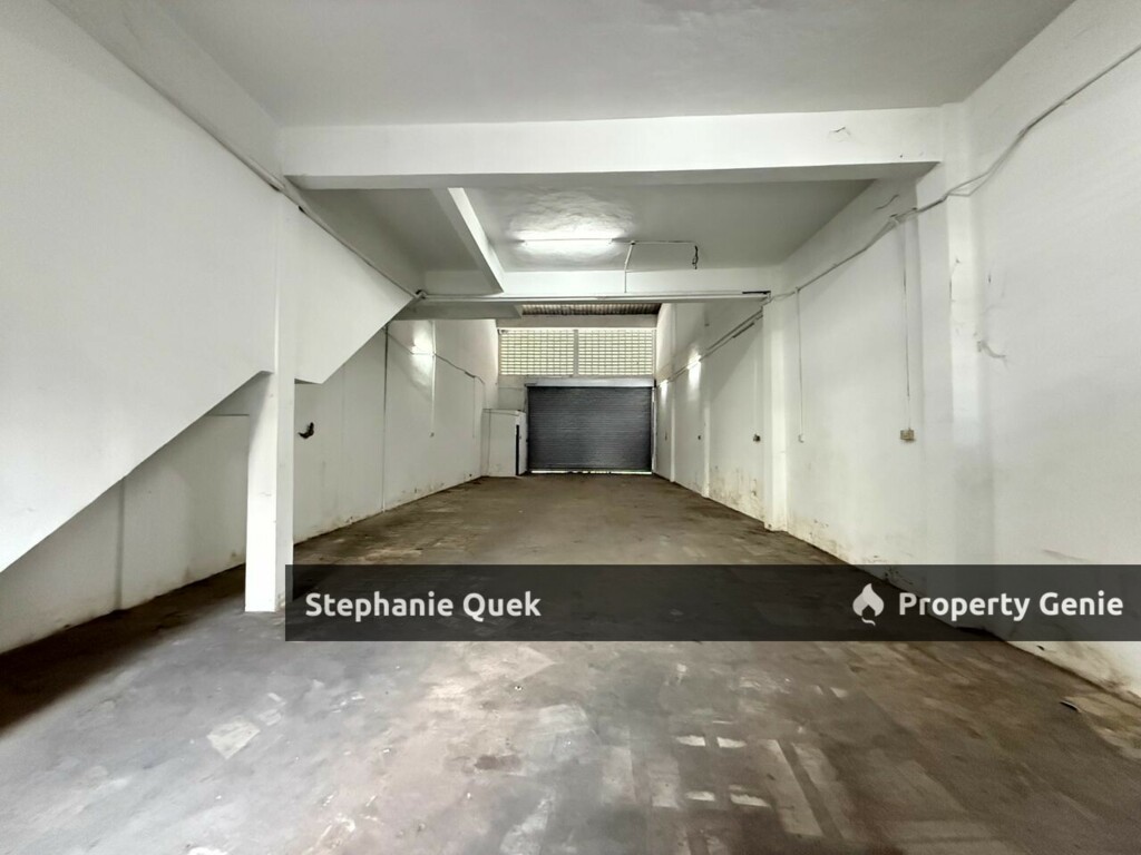 Sungai Puluh Klang 1.5 Storey End Lot Link Factory For Rent