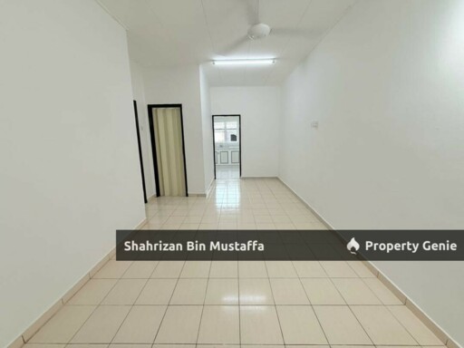 International Lot, End Lot, Taman Sri Saujana, Kota Tinggi, Johor