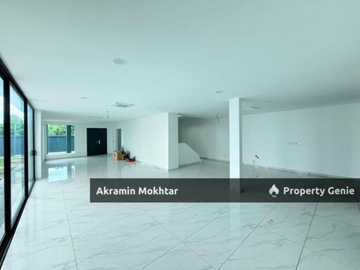CORNER DOUBLE STOREY TERRACE, VILLA MAS 2, KIPARK SRI UTARA, OFF JALAN IPOH, KUALA LUMPUR.