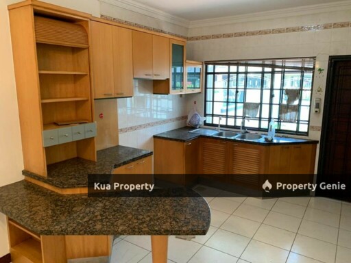 Double Storey Semi detached For Rent! Located at Tabuan Jaya, Kuching