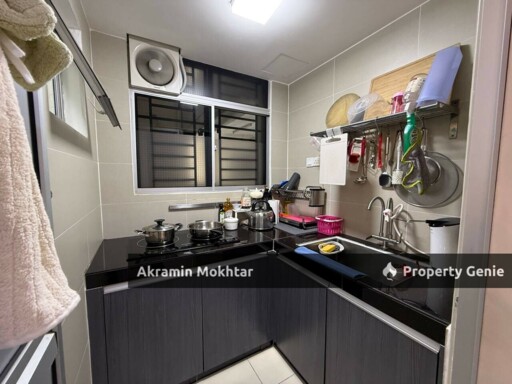Freehold, Renovated & 2 Parking | Apartment Seri Kasturi Setia Alam [Partly Furnished]  Details: