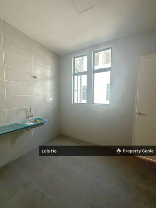 For Sale Ozana Residence 2.5 storey 668k