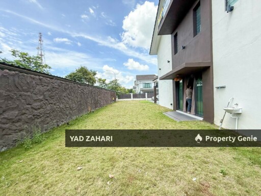 Ken Rimba Jimbaran Seksyen 16, Shah Alam | 2.5 Storey Terrace 5 Bedrooms | RM1.6M - Cornerlot and Fully Renovated