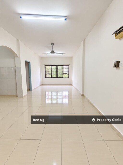 Taman Tampoi Utama / 3bedroom Flat Ground Floor / Full Loan