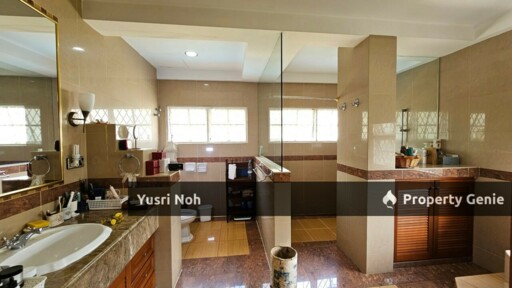 Freehold Double Storey Bungalow With Huge Land @ Bukit Gasing, Petaling Jaya