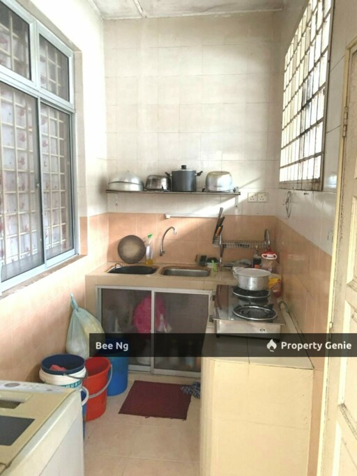 Taman Universiti/Jalan Kemuliaan/Single Storey