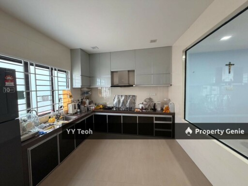 Cheng Perdana Double Storey Terrace