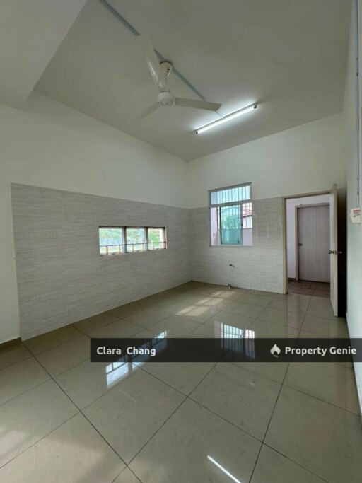 Taman Kluang Perdana Double Storey Endlot Terrace House for Sale